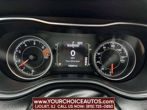 Used 2019 Jeep Cherokee Latitude w/ Popular Appearance Group AWD/4WD image 47