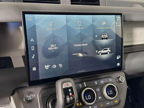 Certified 2026 Land Rover Defender 110 S AWD/4WD image 18