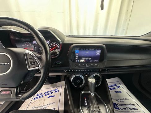 Used 2019 Chevrolet Camaro SS image 18