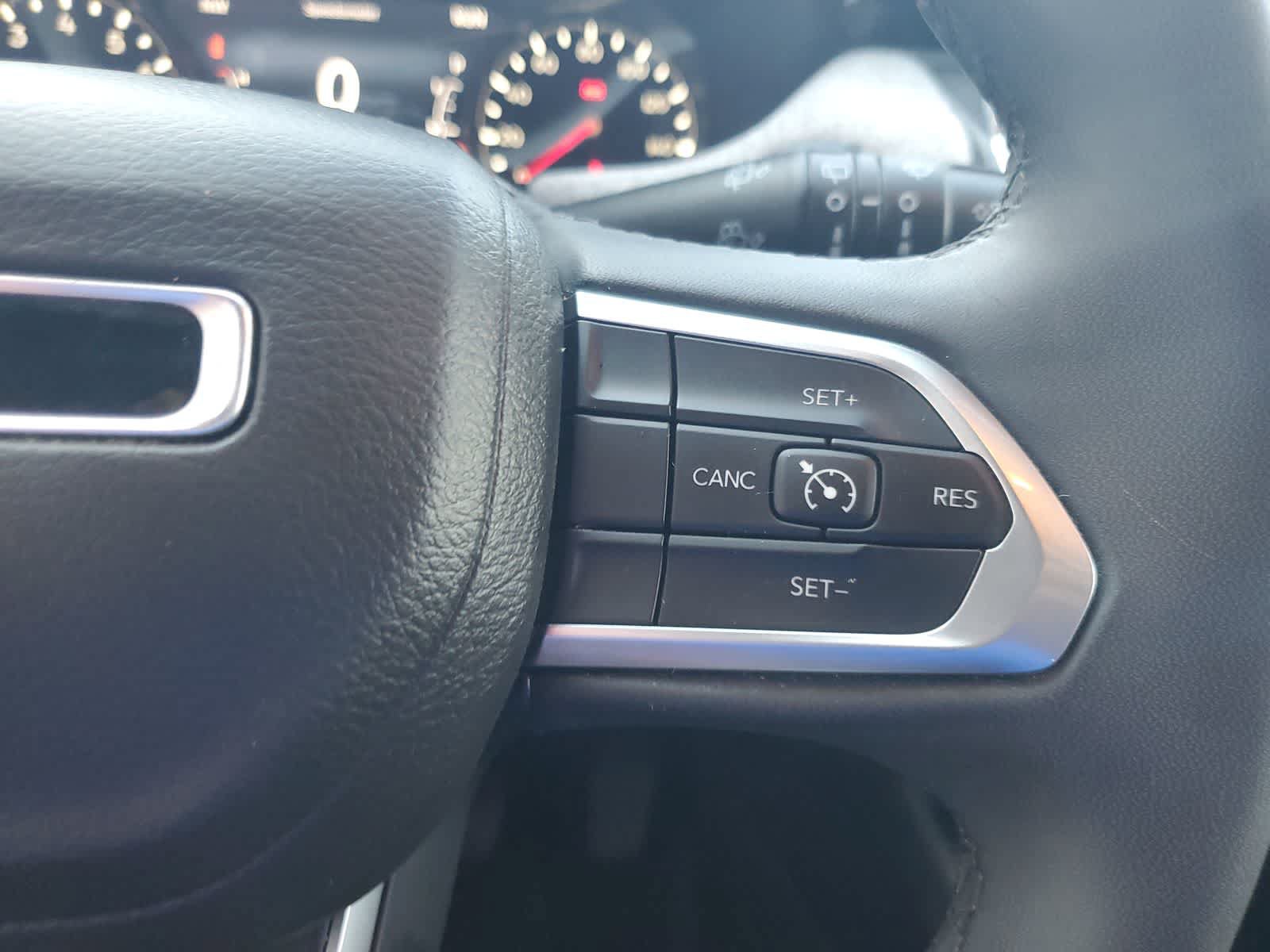Used 2024 Jeep Compass Latitude AWD/4WD image 18