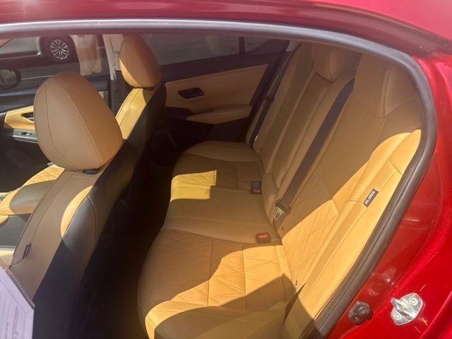 Used 2025 Nissan Sentra SV w/ SV Premium Package FWD image 13