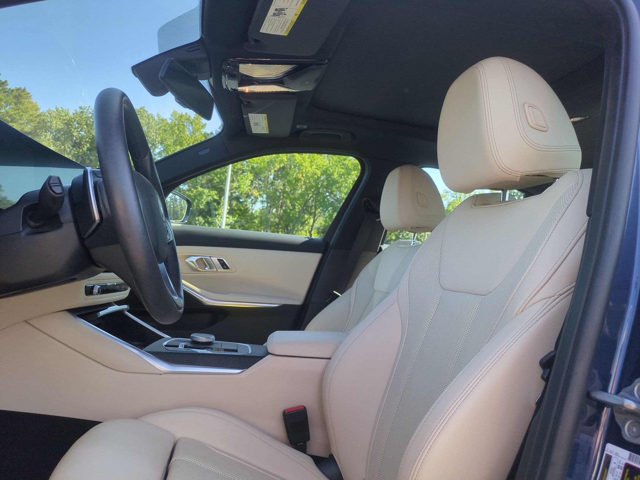 Certified 2023 BMW 330e w/ Premium Package RWD image 16