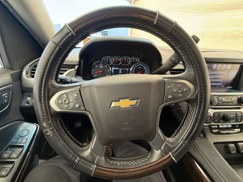Used 2015 Chevrolet Tahoe LT w/ Luxury Package AWD/4WD image 18