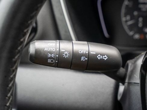 Used 2024 Honda Pilot Touring image 23