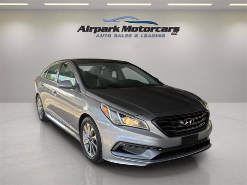 Used 2016 Hyundai Sonata Sport w/ Option Group 1V image 3