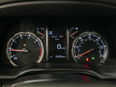 Used 2020 Toyota 4Runner Limited image 24