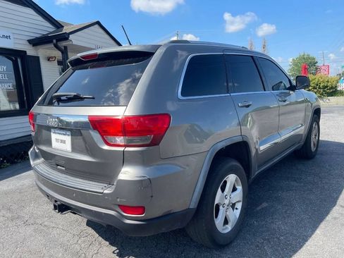 Used 2012 Jeep Grand Cherokee Laredo AWD/4WD image 11