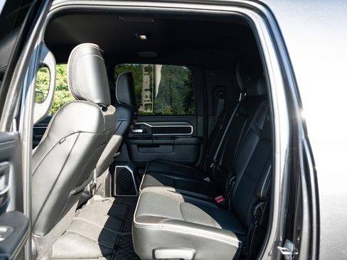 Used 2024 RAM 3500 Laramie w/ Night Edition AWD/4WD image 18