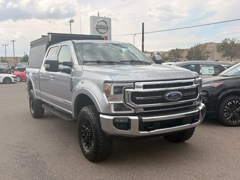 Used 2020 Ford F350 Lariat w/ Tremor Off-Road Package AWD/4WD image 7