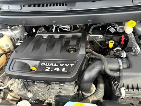 Used 2014 Dodge Journey American Value Package w/ Flexible Seating Group image 21