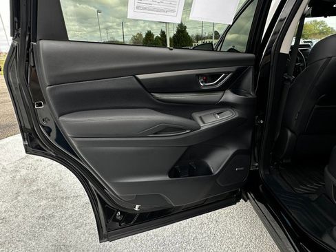 Certified 2025 Subaru Ascent Bronze Edition w/ Popular Package #2 image 11