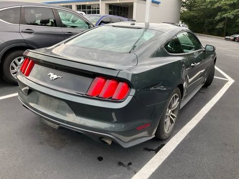Used 2016 Ford Mustang Premium RWD image 7