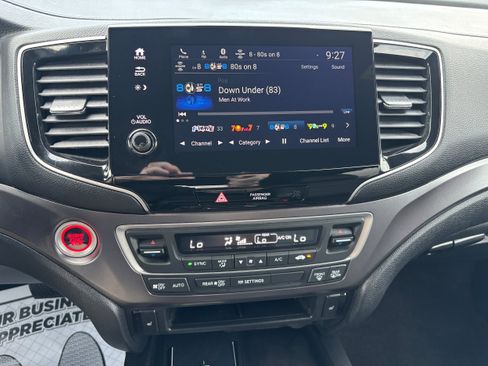 Certified 2025 Honda Passport EX-L image 28