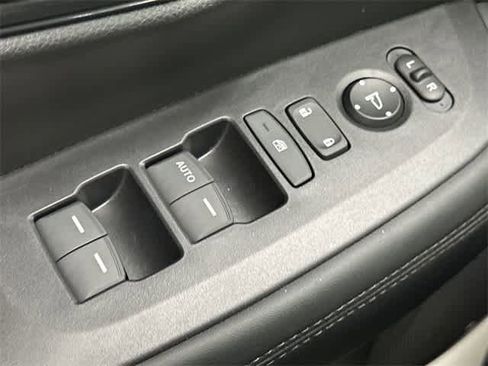 New 2026 Honda HR-V LX image 20