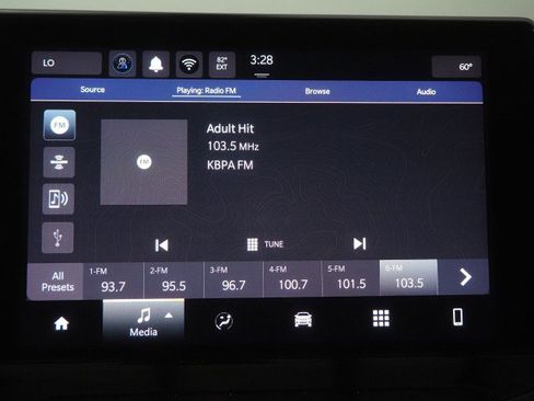 Used 2025 Jeep Compass Trailhawk AWD/4WD image 30