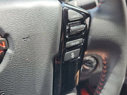 Used 2025 Nissan Frontier PRO-4X w/ Pro Premium Package AWD/4WD image 26