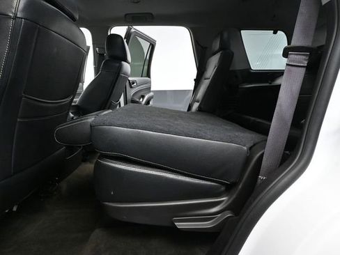 Used 2015 GMC Yukon SLE image 38