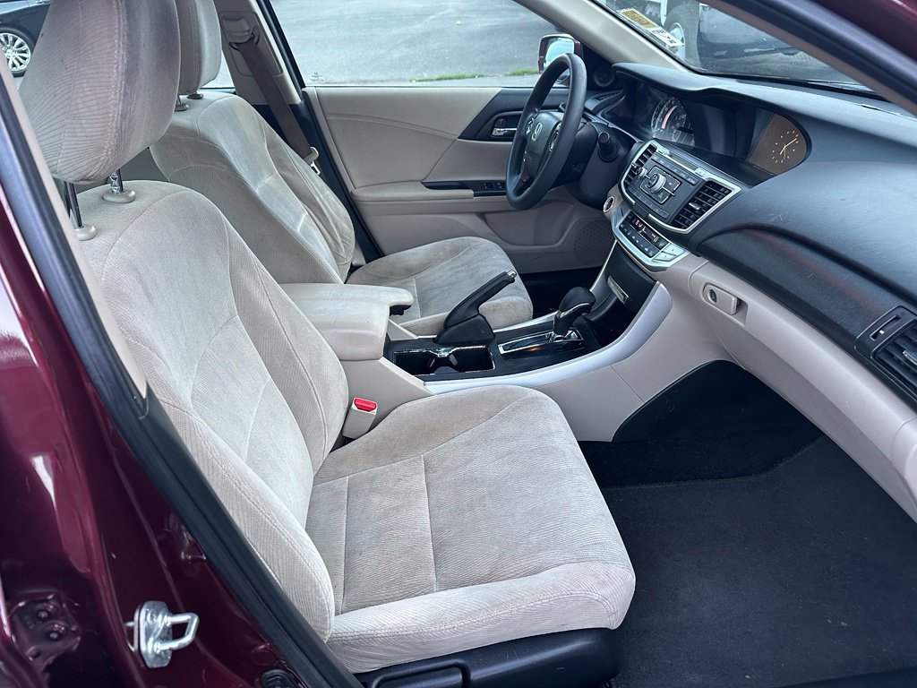Used 2013 Honda Accord EX image 12