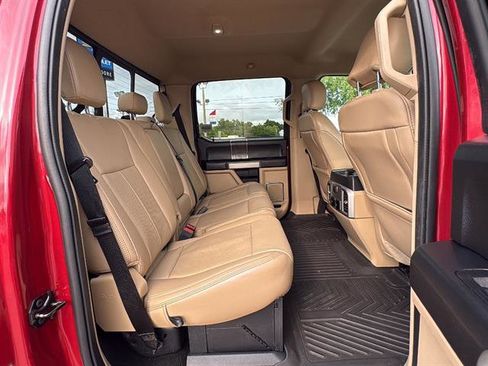 Used 2020 Ford F250 Lariat w/ Lariat Value Package AWD/4WD image 18