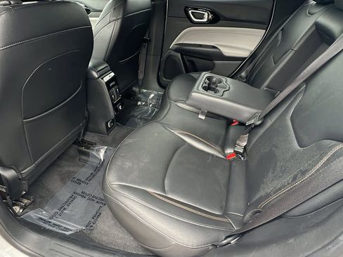 Used 2023 Jeep Compass Limited image 24