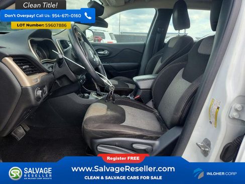 Used 2016 Jeep Cherokee Sport w/ Cold Weather Group AWD/4WD image 9