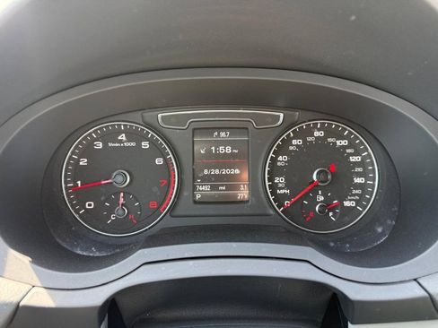 Used 2018 Audi Q3 2.0T Premium Plus w/ Premium Plus Package AWD/4WD image 13
