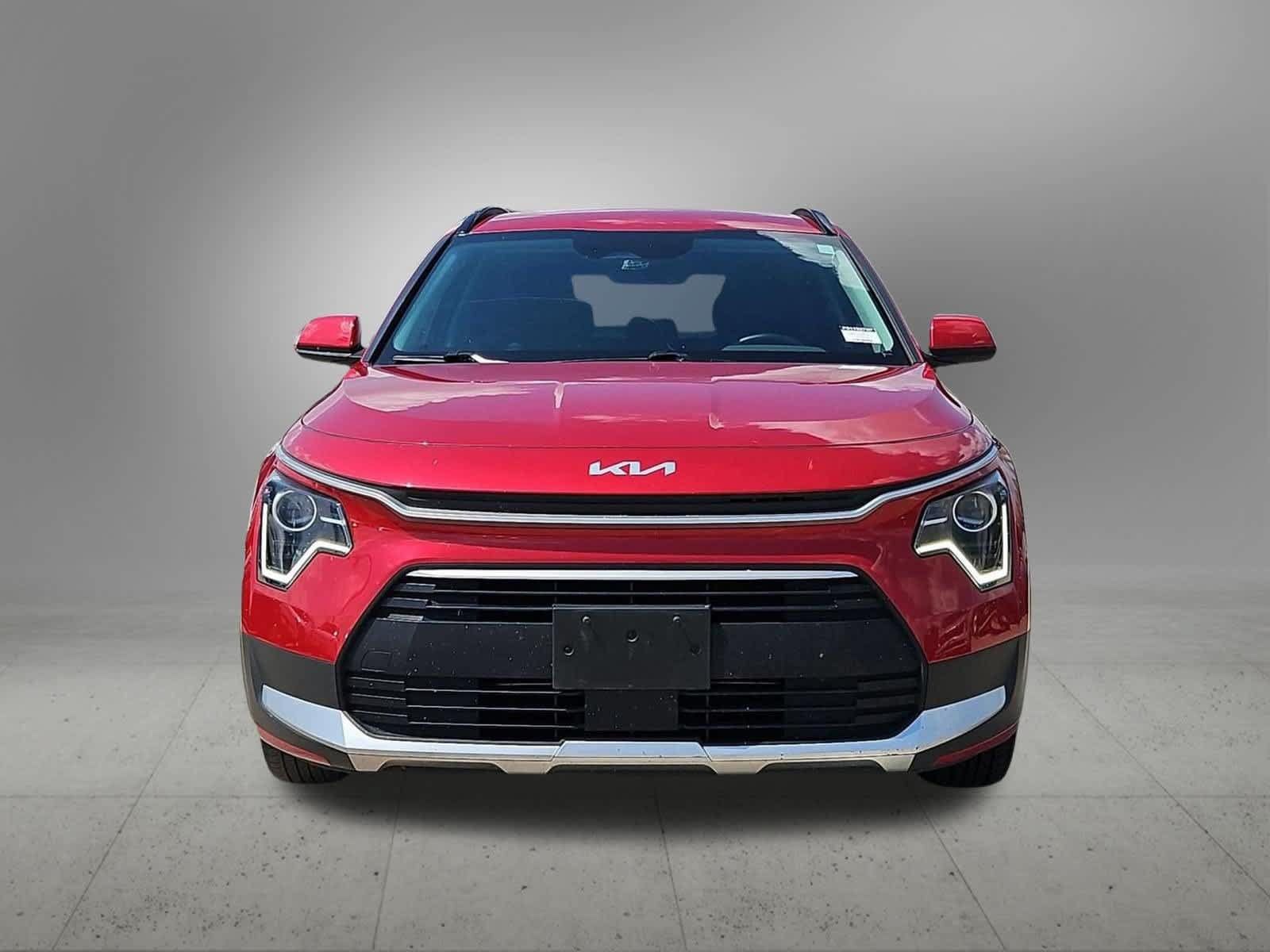 Used 2023 Kia Niro EX FWD image 8