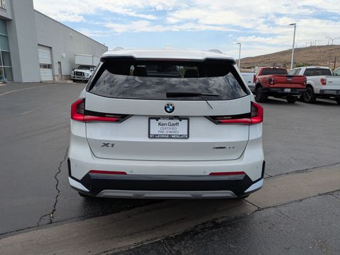 Used 2024 BMW X1 xDrive28i AWD/4WD image 5