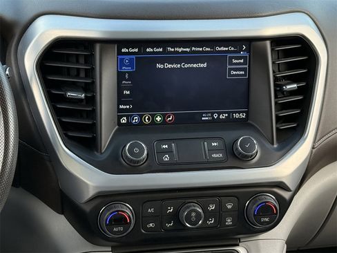 Used 2023 GMC Acadia SLE w/ Driver Convenience Package image 16