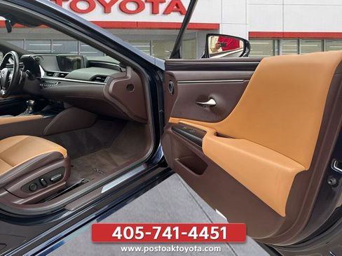 Used 2019 Lexus ES 350 w/ Premium Package FWD image 12