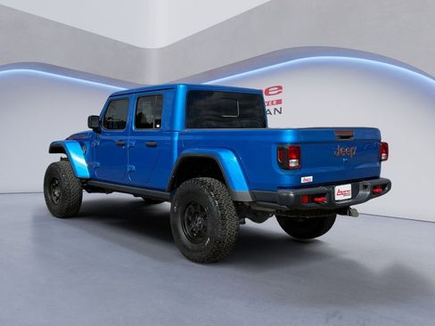 Used 2021 Jeep Gladiator Rubicon AWD/4WD image 3