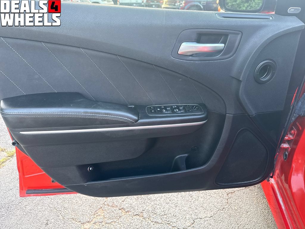 Used 2019 Dodge Charger GT RWD image 10