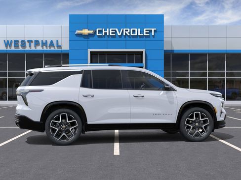 New 2026 Chevrolet Traverse High Country AWD/4WD image 5