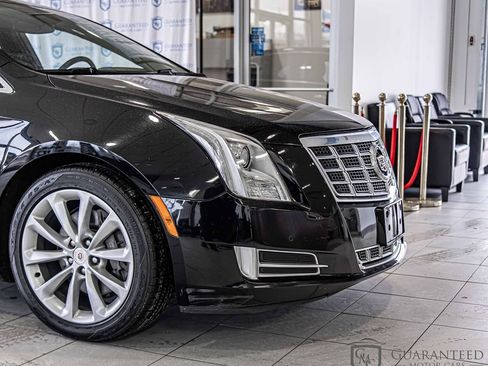Used 2013 Cadillac XTS Luxury image 4