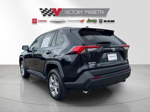 Used 2024 Toyota RAV4 XLE FWD image 3