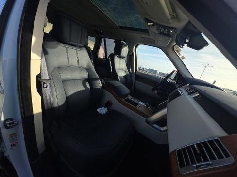 Used 2021 Land Rover Range Rover P525 Westminster Edition image 13