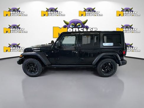 Used 2023 Jeep Wrangler Willys image 7