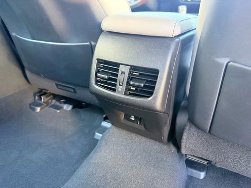 Used 2017 Lexus ES 350 w/ Luxury Package image 18