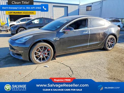 Used 2018 Tesla Model 3 image 1