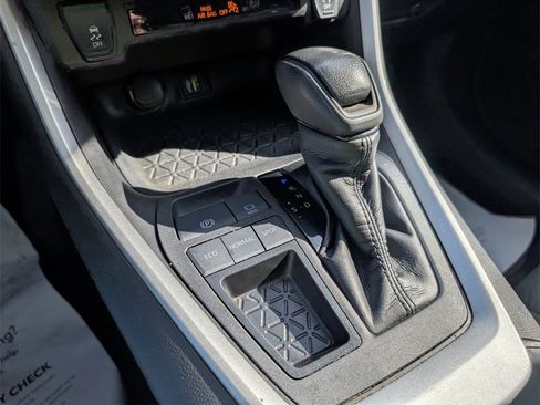 Used 2023 Toyota RAV4 XLE image 16