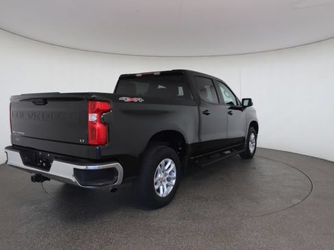 Used 2023 Chevrolet Silverado 1500 LT AWD/4WD image 18