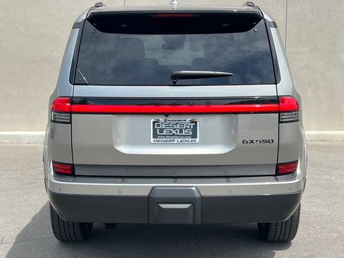 Used 2026 Lexus GX 550 AWD/4WD image 8