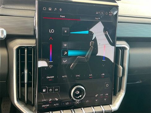 New 2026 GMC Acadia Elevation image 11