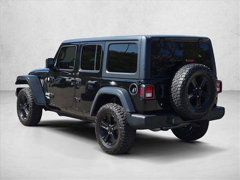Used 2018 Jeep Wrangler Unlimited Sport S AWD/4WD image 8