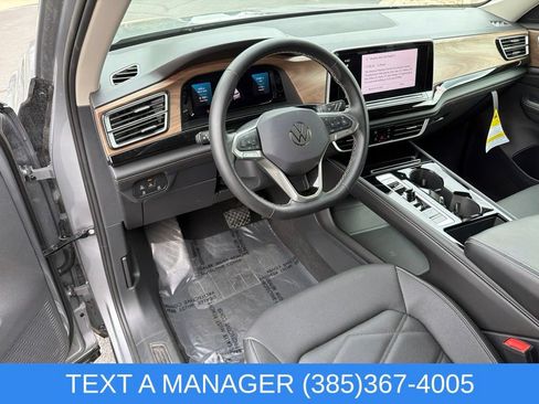 Used 2026 Volkswagen Atlas SE AWD/4WD image 14