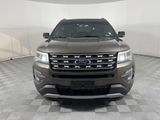 Used 2016 Ford Explorer XLT w/ Equipment Group 202A image 2