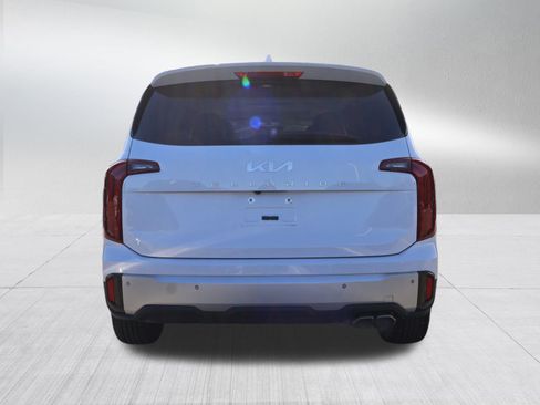 Used 2024 Kia Telluride S w/ S Sunroof Package image 7