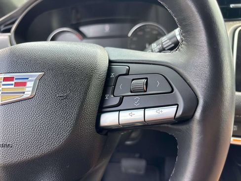 Used 2022 Cadillac XT4 Premium Luxury w/ Enhanced Visibility Package FWD image 24
