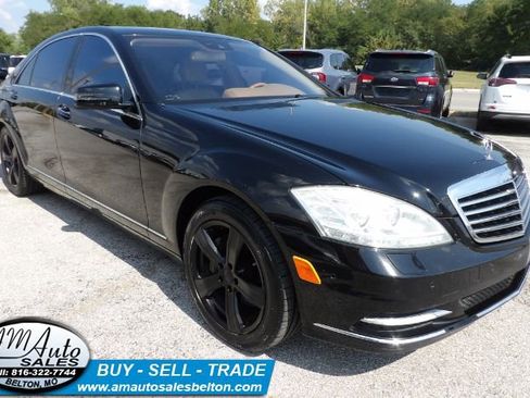 Used 2010 Mercedes-Benz S 550 4MATIC image 6