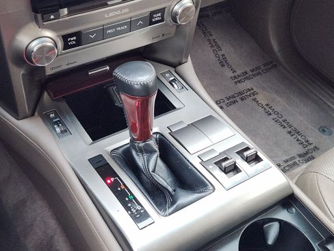 Used 2014 Lexus GX 460 image 20